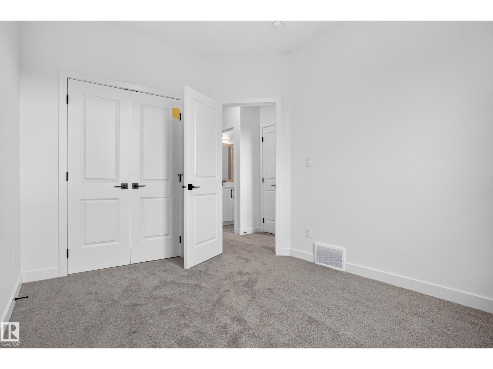113 Westwind Drive, photo 47