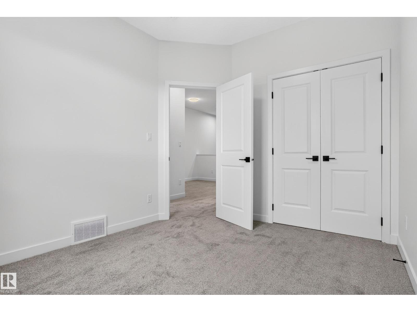 113 Westwind Drive, photo 49