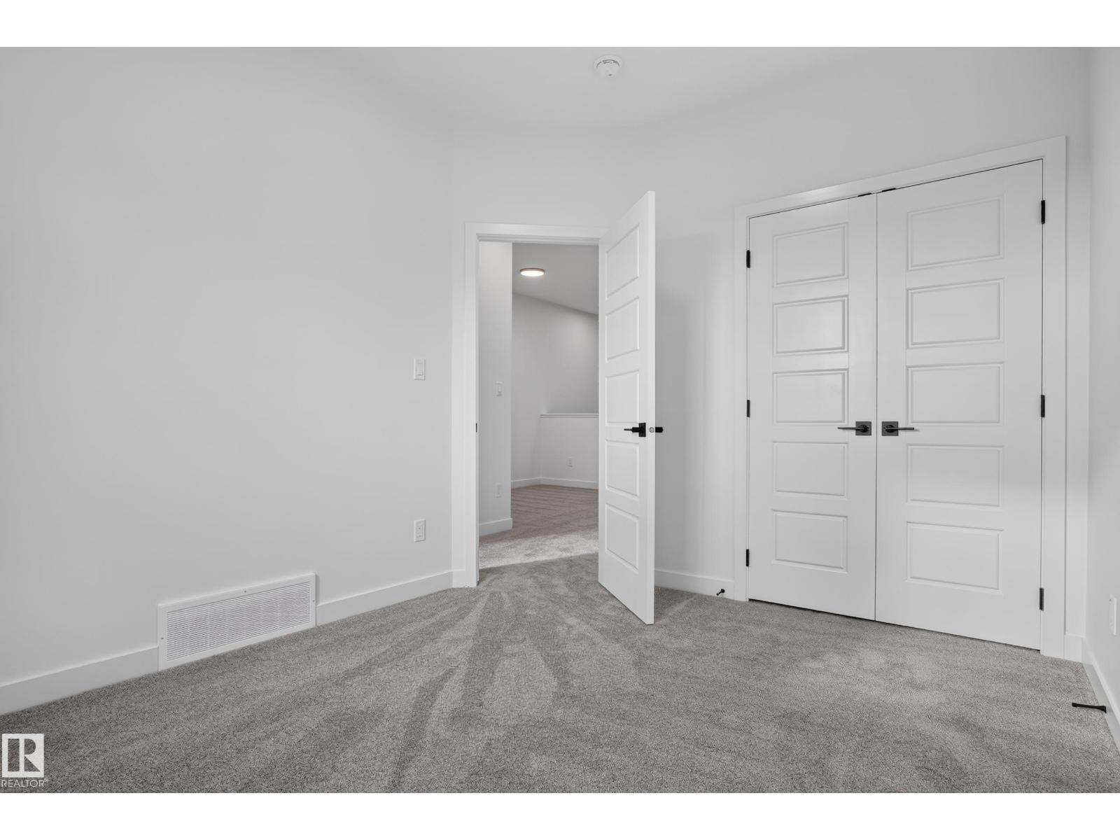 111 Westwind Drive, photo 49