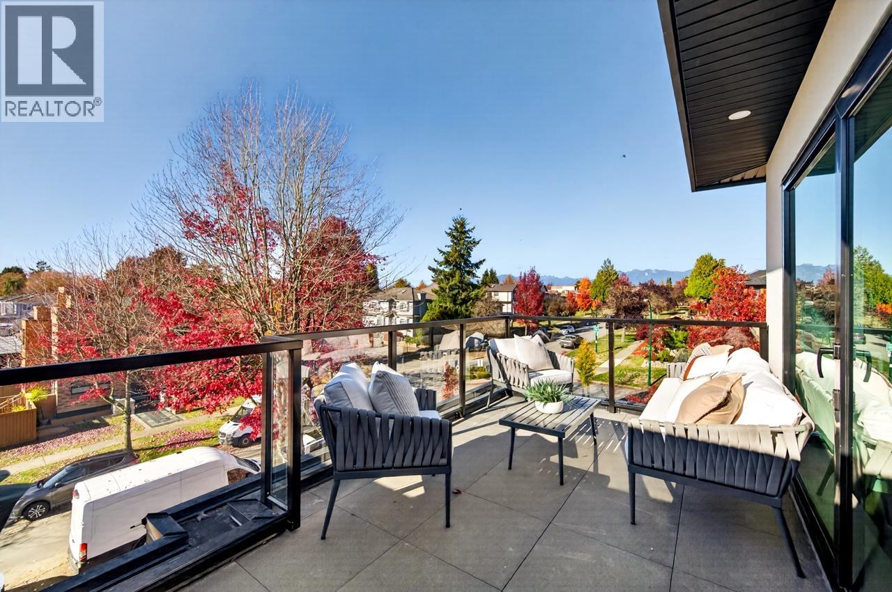 6722 Vivian Street, Vancouver — photo 2