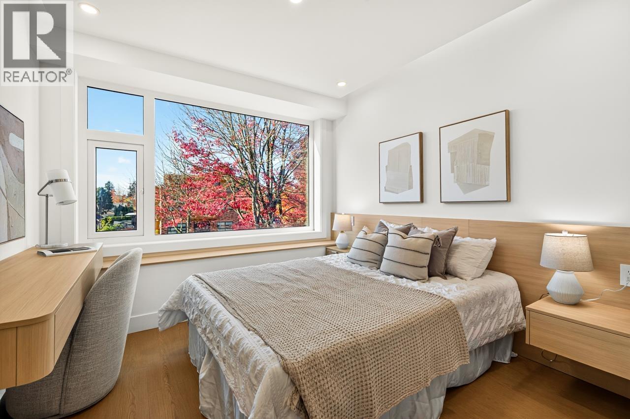 6722 Vivian Street, Vancouver — photo 18