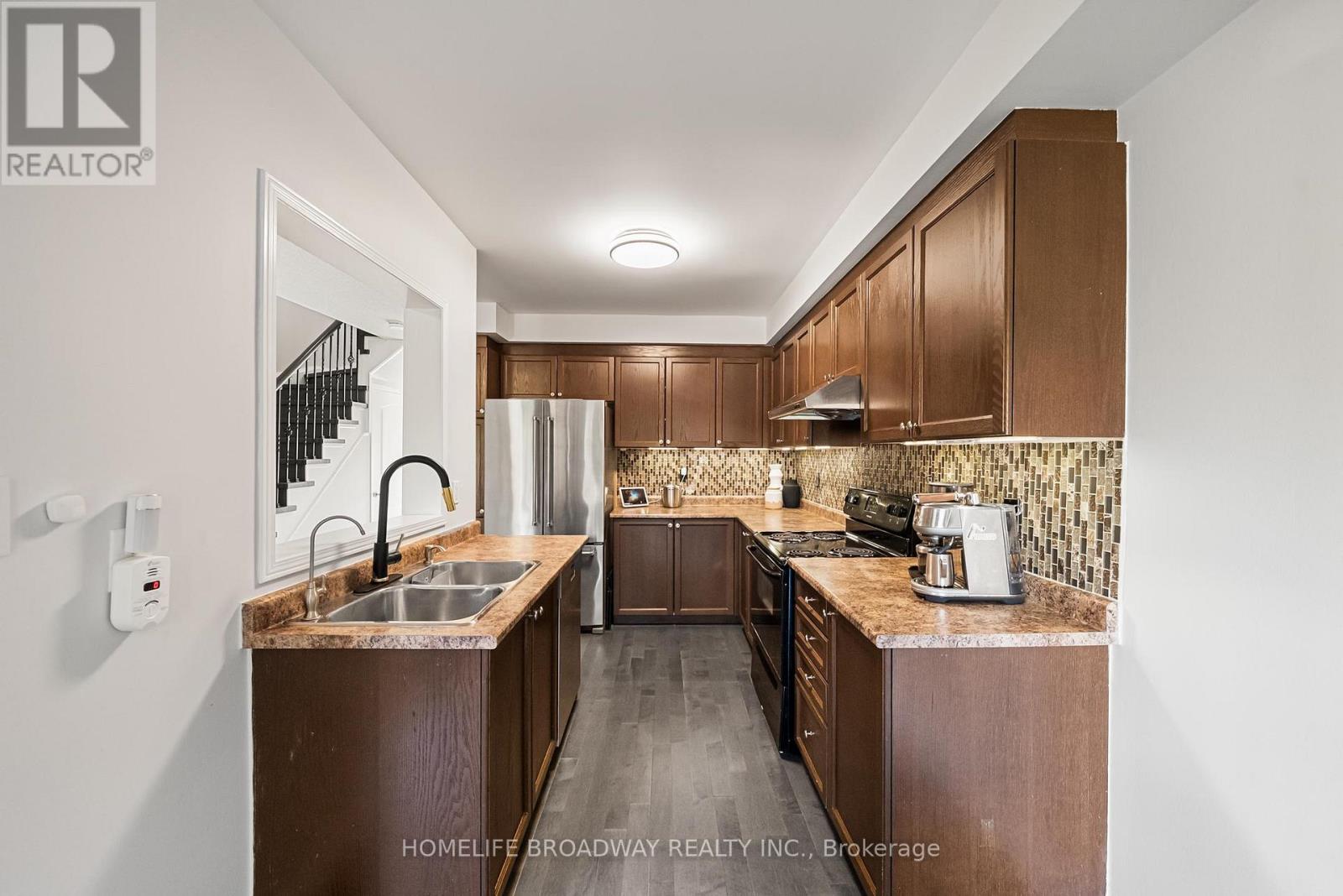 57 All Points Drive, Whitchurch-Stouffville, ON photo 12