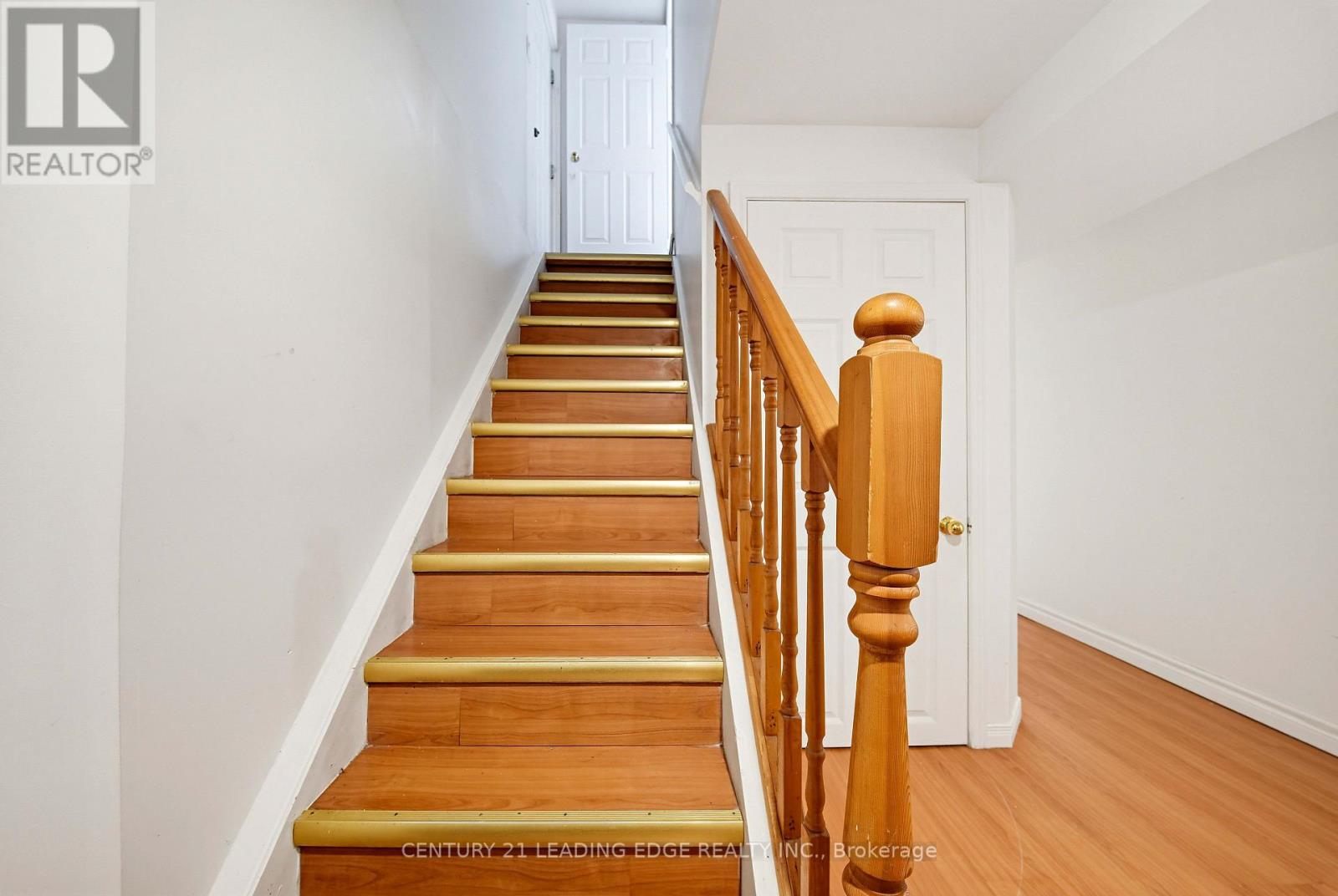 25 Croxley Green, Markham, ON photo 40