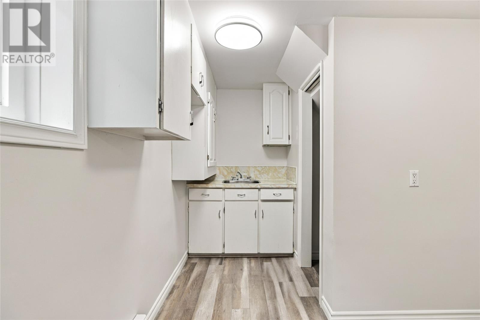 14 Horwood Street - 17