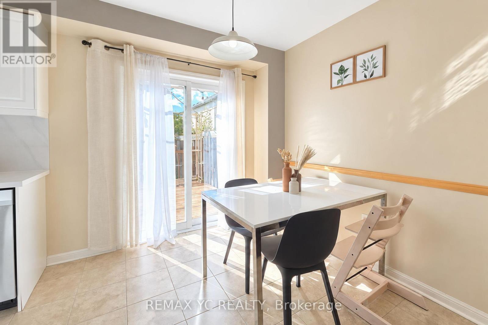 18 Coleman Drive, Barrie photo 7