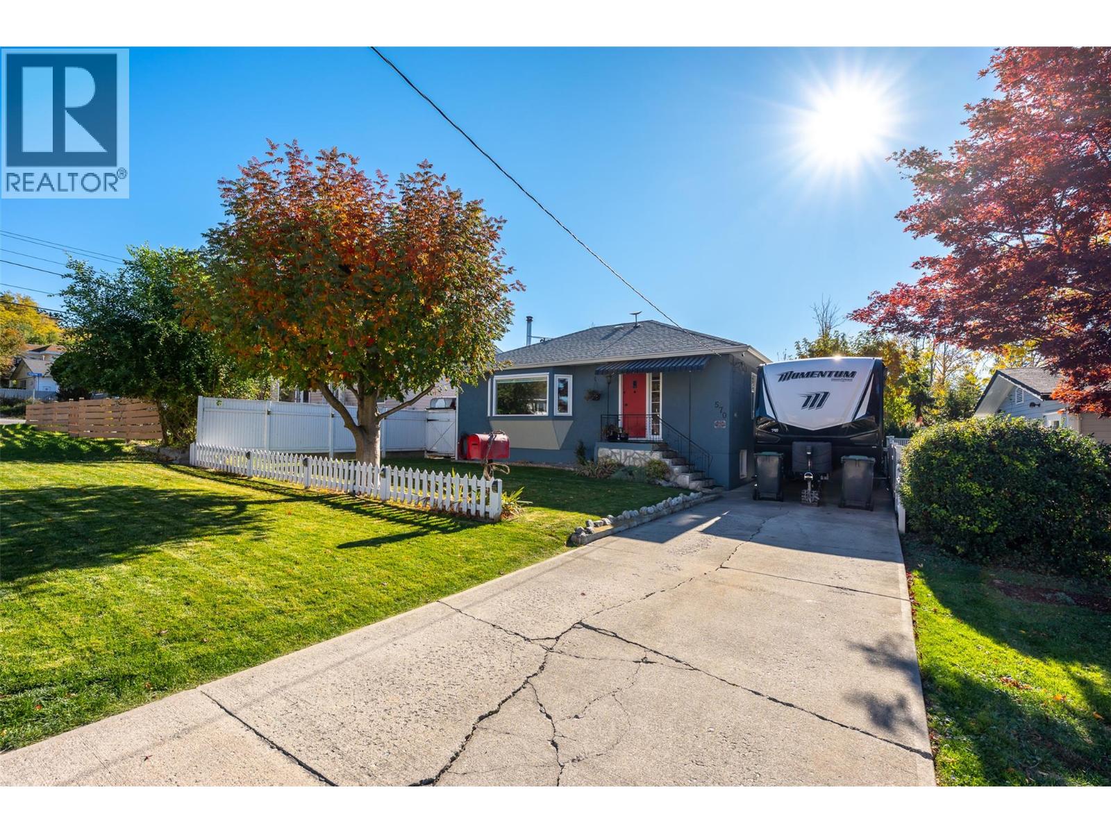 570 WADE Avenue E, Penticton - Image 1