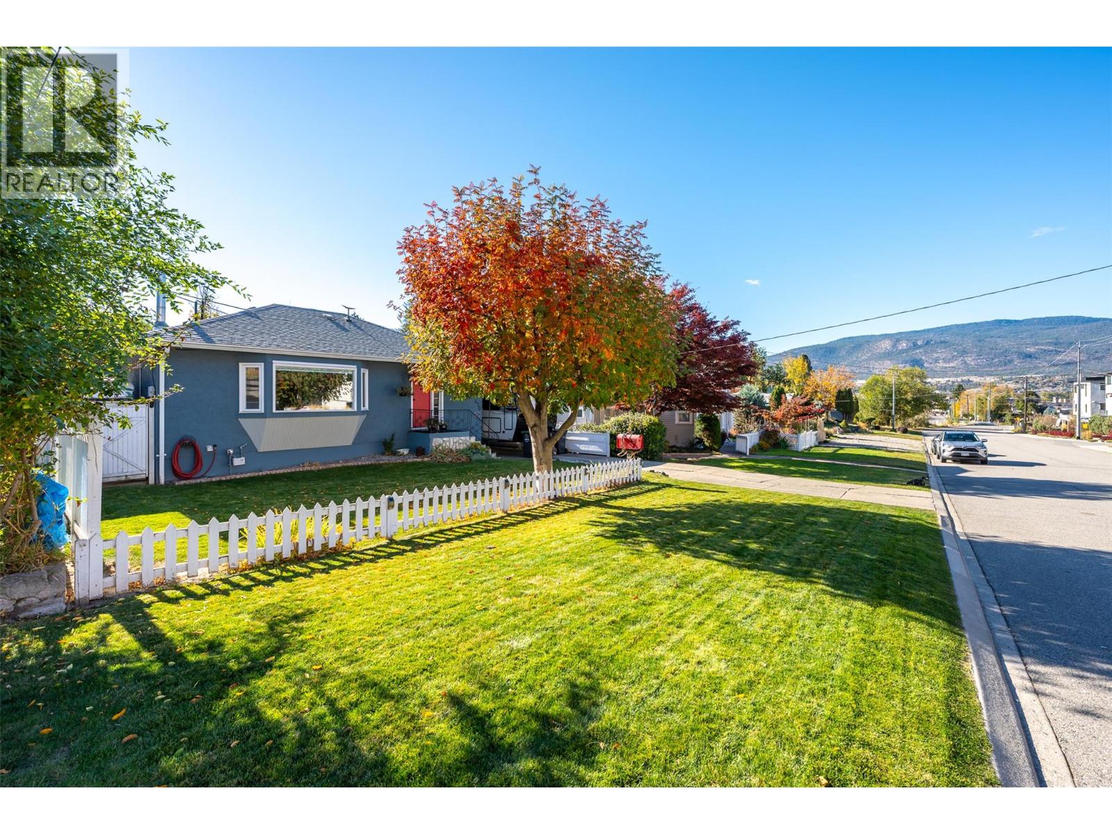 570 WADE Avenue E, Penticton - Image 1