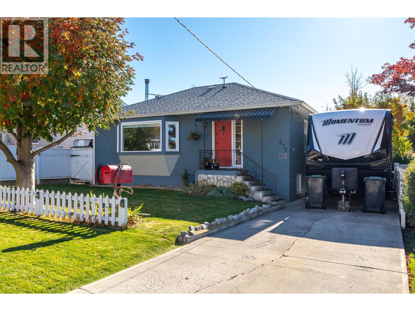 570 WADE Avenue E, Penticton - Image 1