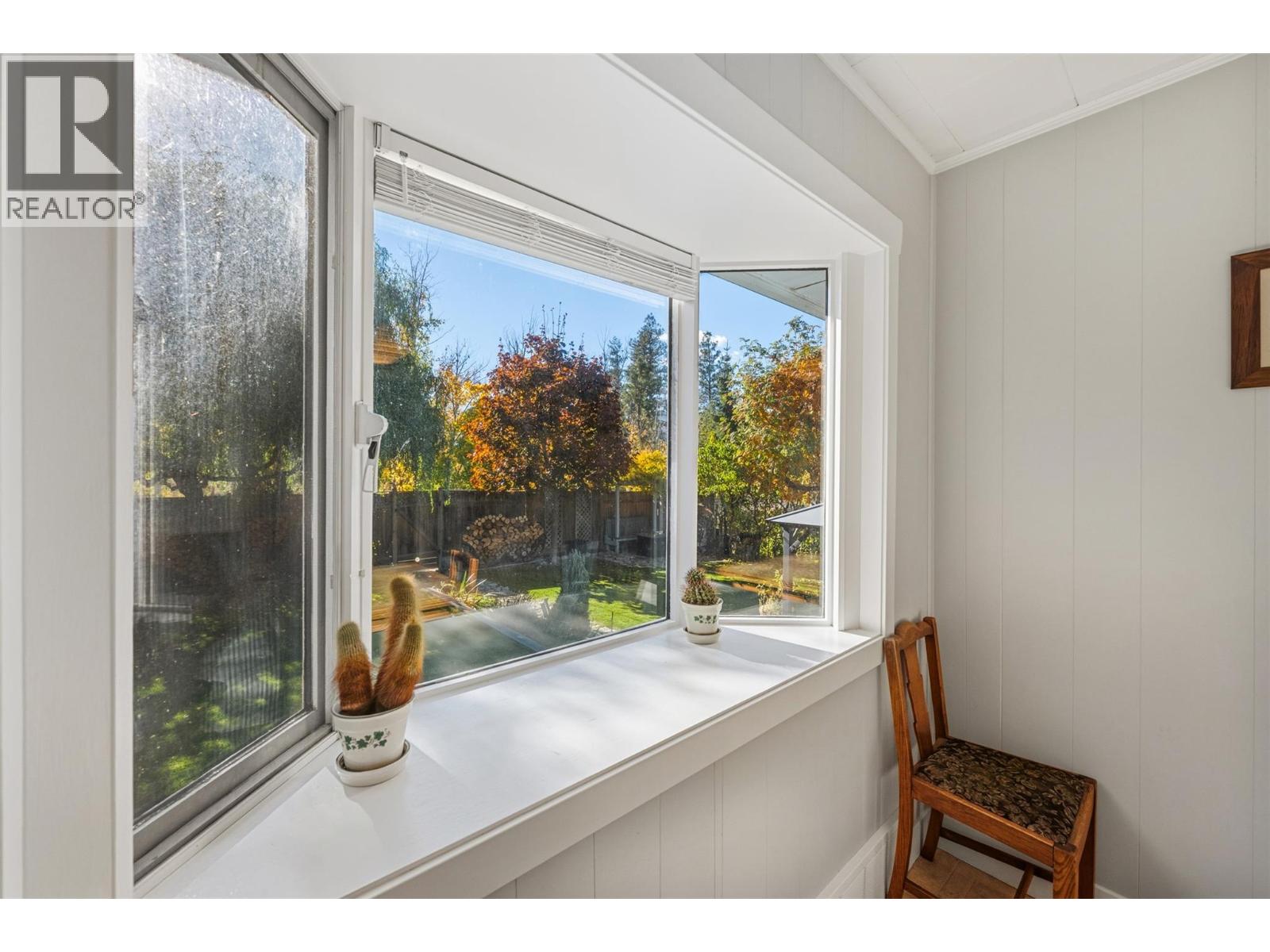 570 WADE Avenue E, Penticton - Image 1