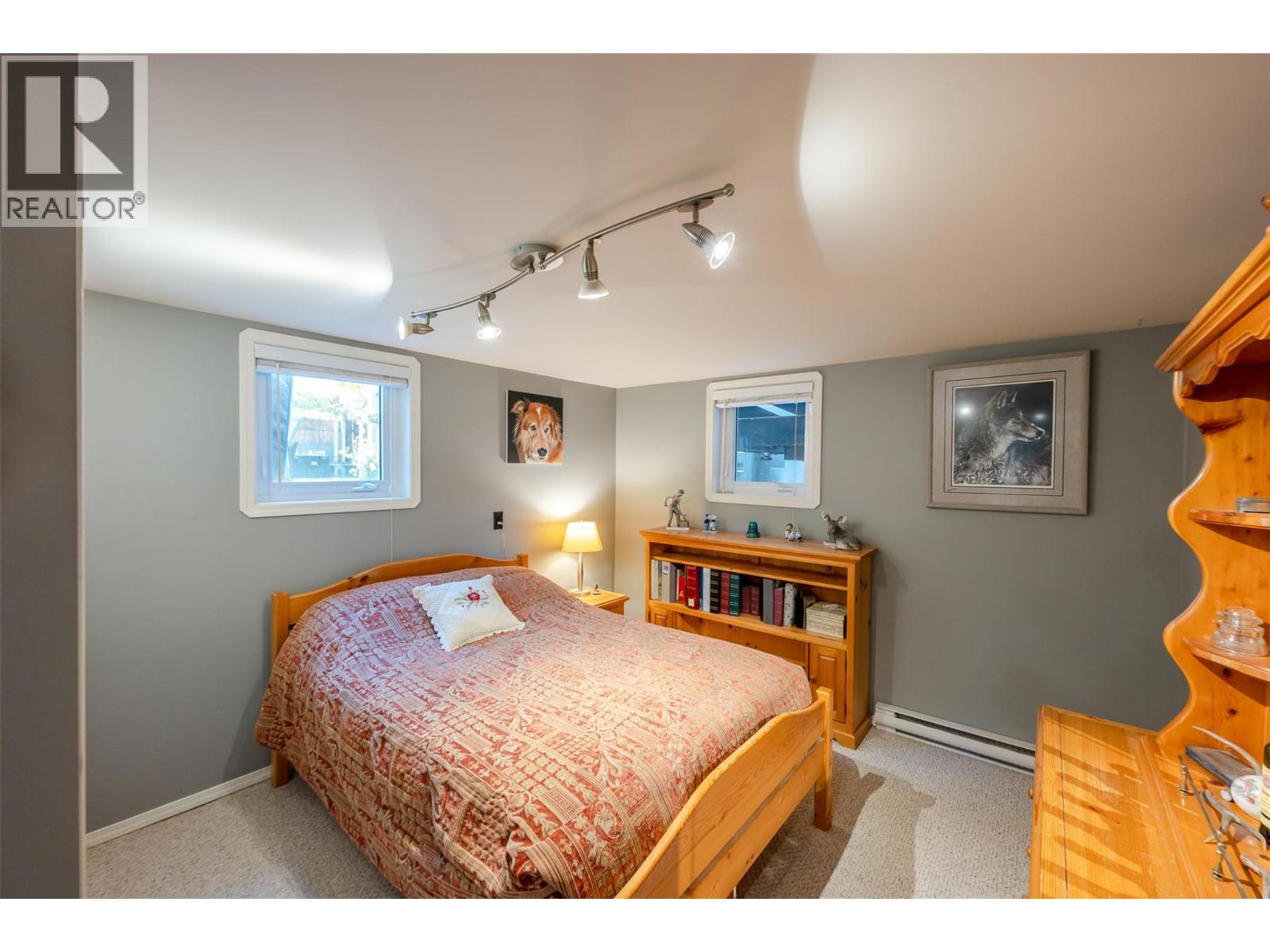 570 WADE Avenue E, Penticton - Image 1
