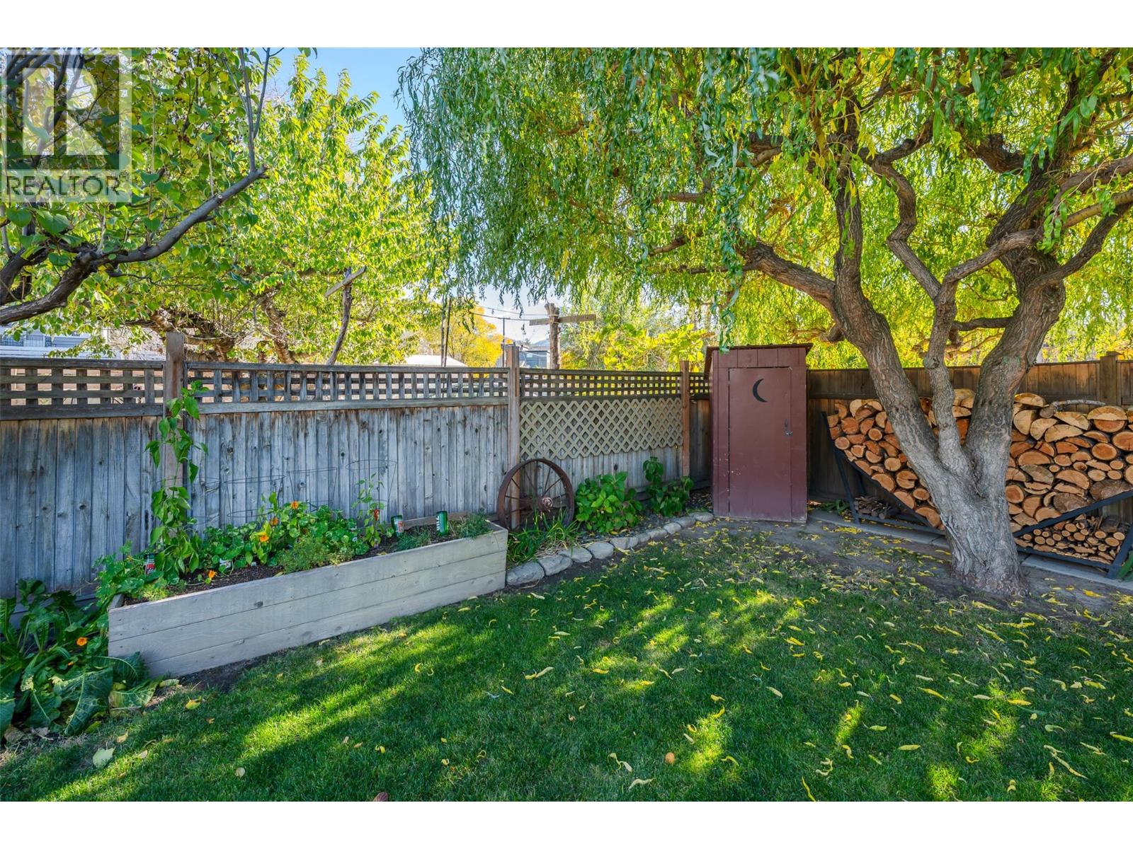 570 WADE Avenue E, Penticton - Image 1