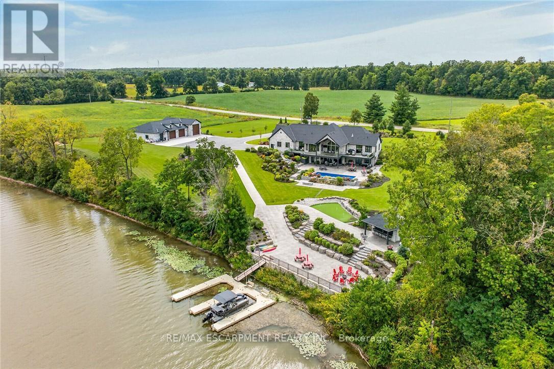 2064 River Road, Haldimand, ON photo 1