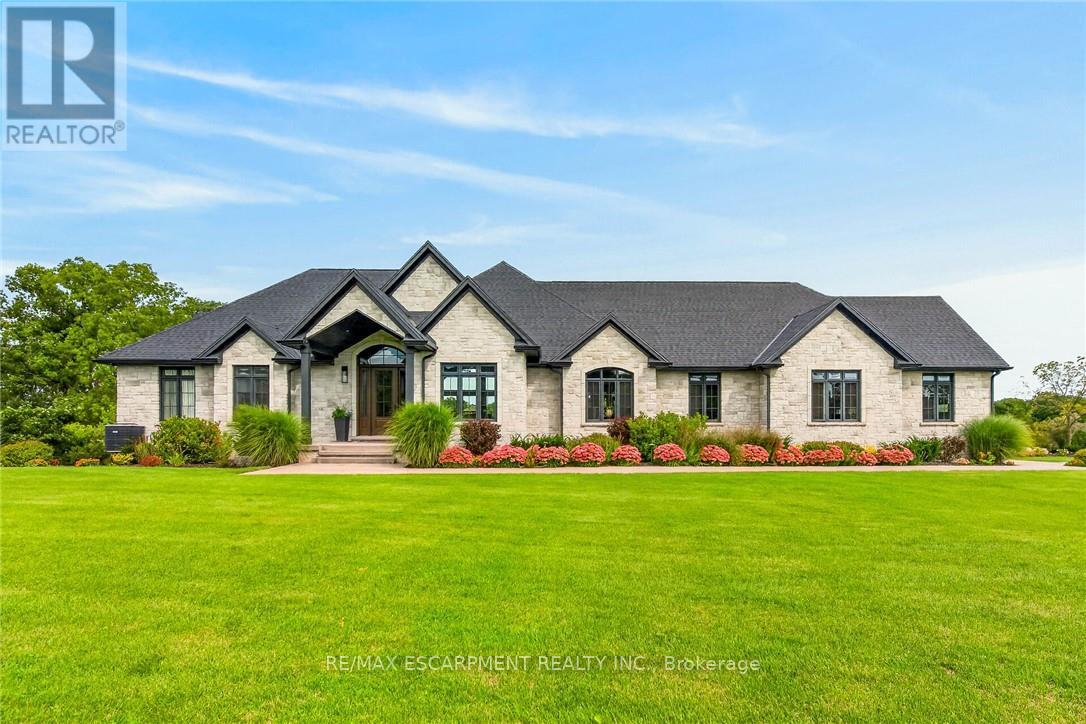 2064 River Road, Haldimand, ON photo 3