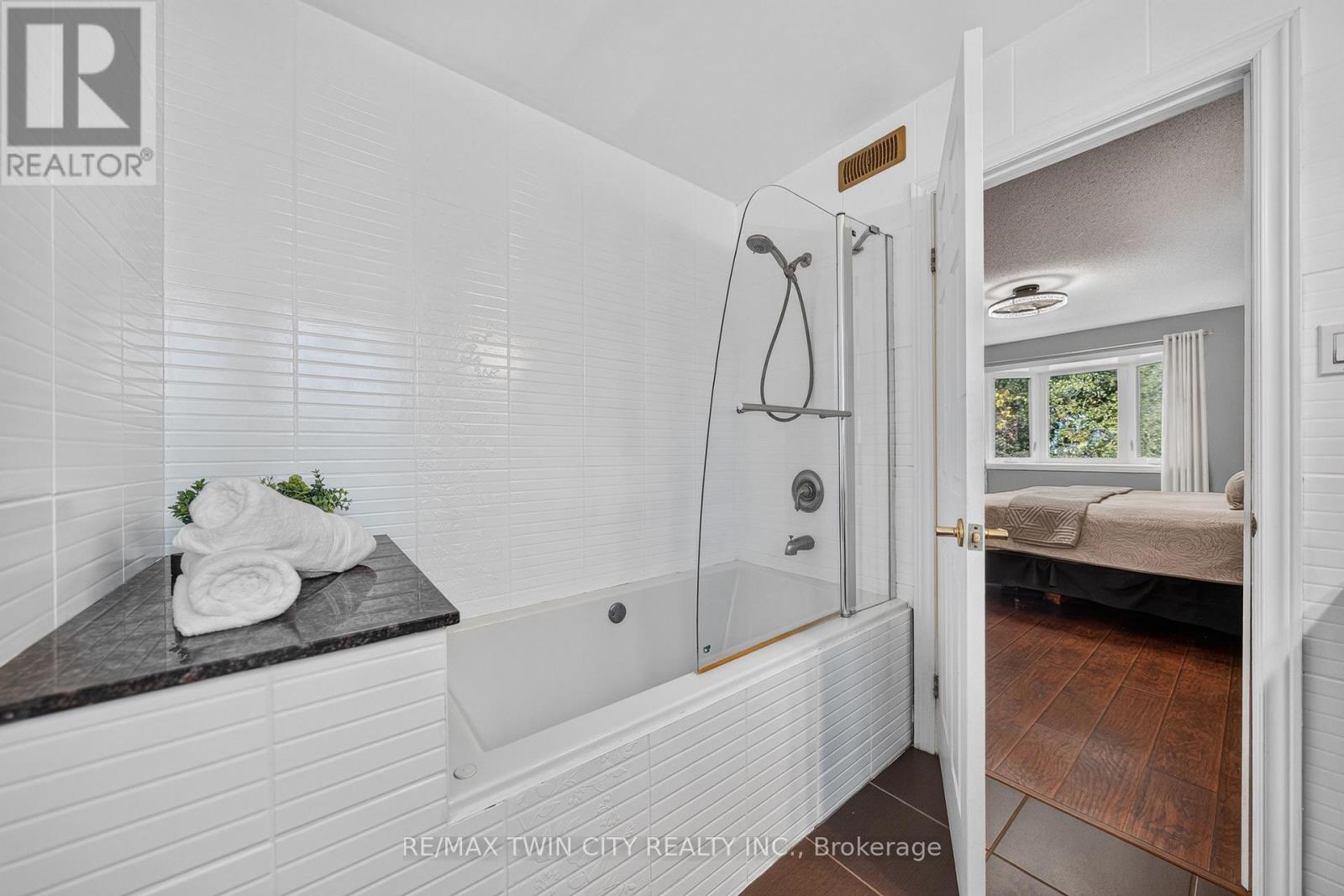 1774 Old Mill Road, Kitchener, ON photo 31