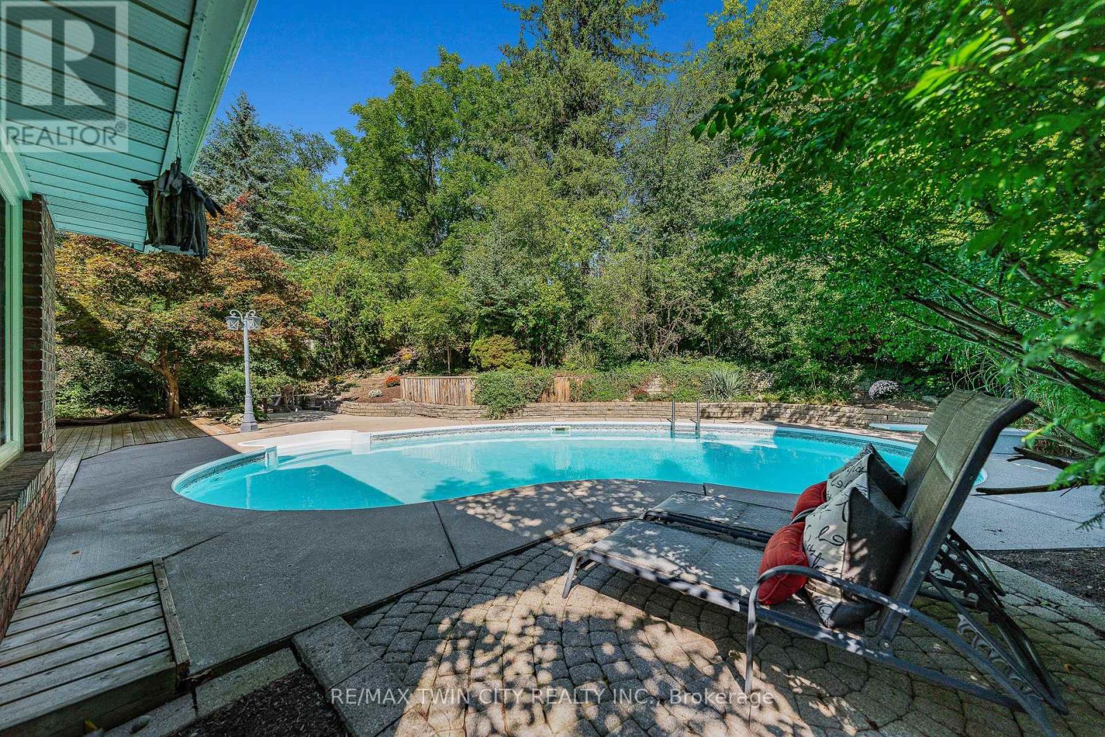 1774 Old Mill Road, Kitchener, ON photo 44