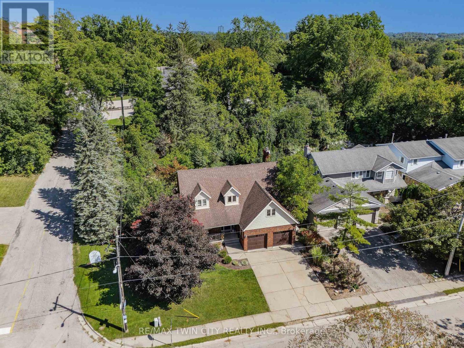 1774 Old Mill Road, Kitchener, ON photo 5