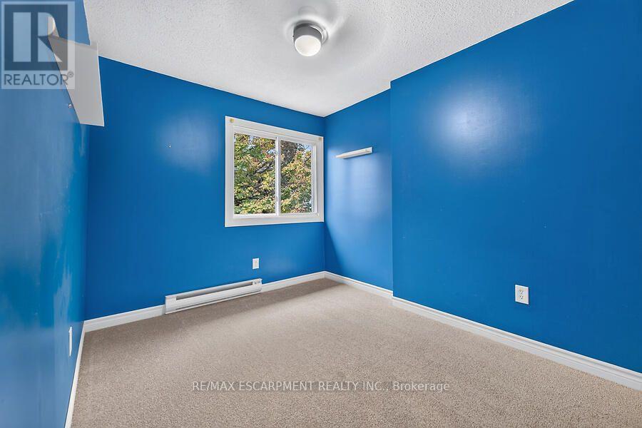 3- 63 FONTHILL Road, Hamilton, ON photo 24