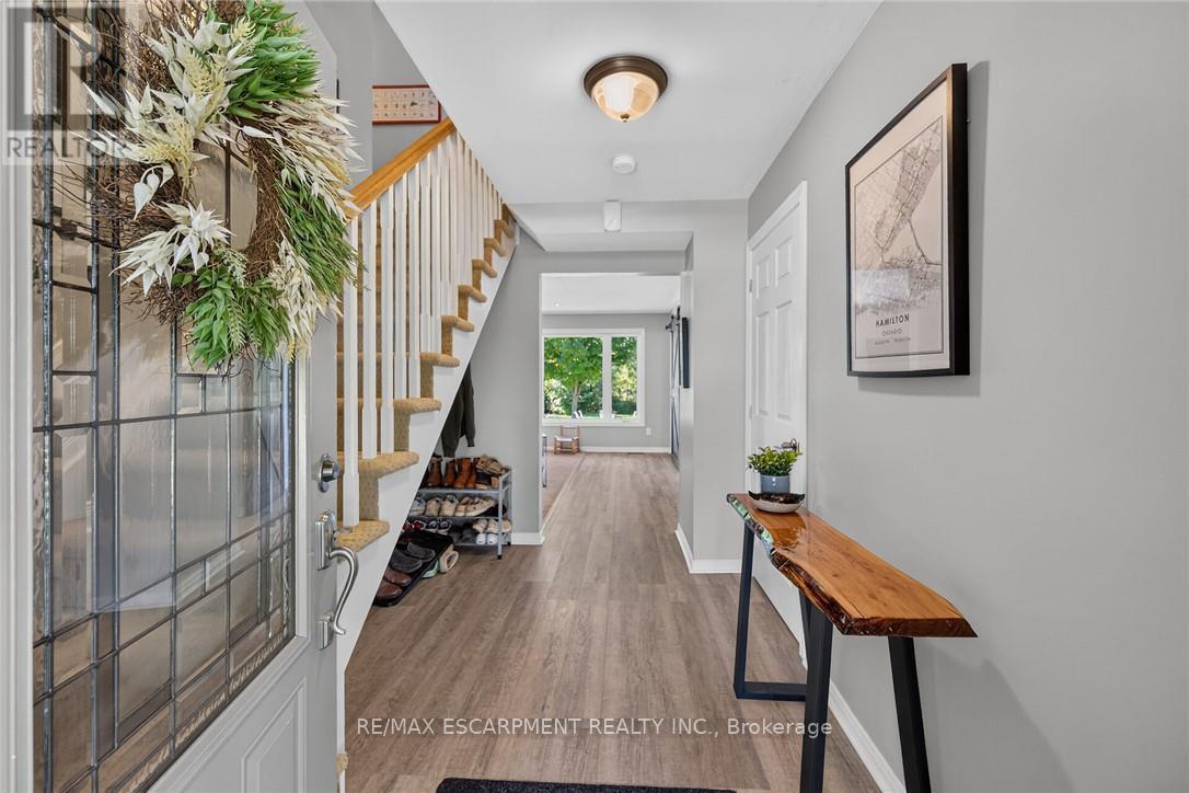 8105 Leeming Road, Hamilton, ON photo 6