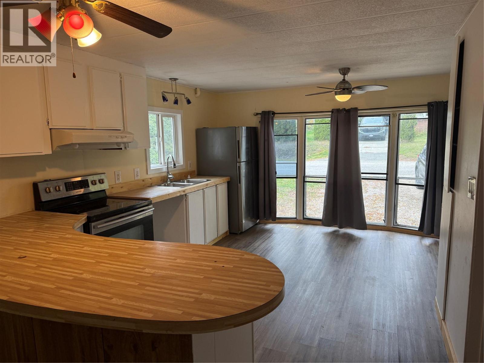 405 3rd Avenue - 2