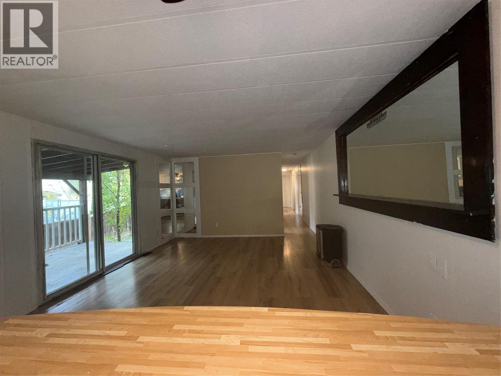 405 3rd Avenue - 6