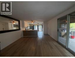 Kitchen - 405 3rd Avenue, Castlegar, BC V1N1Y1 Photo 8
