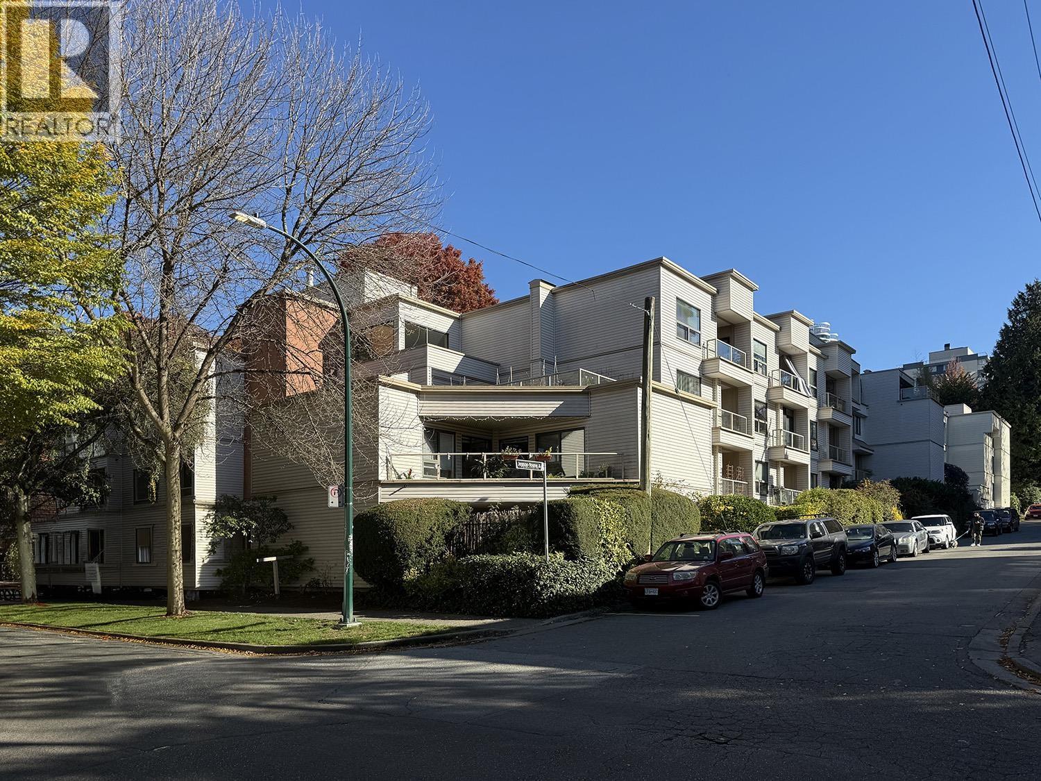 203 1080 Broughton Street, Vancouver — photo 32
