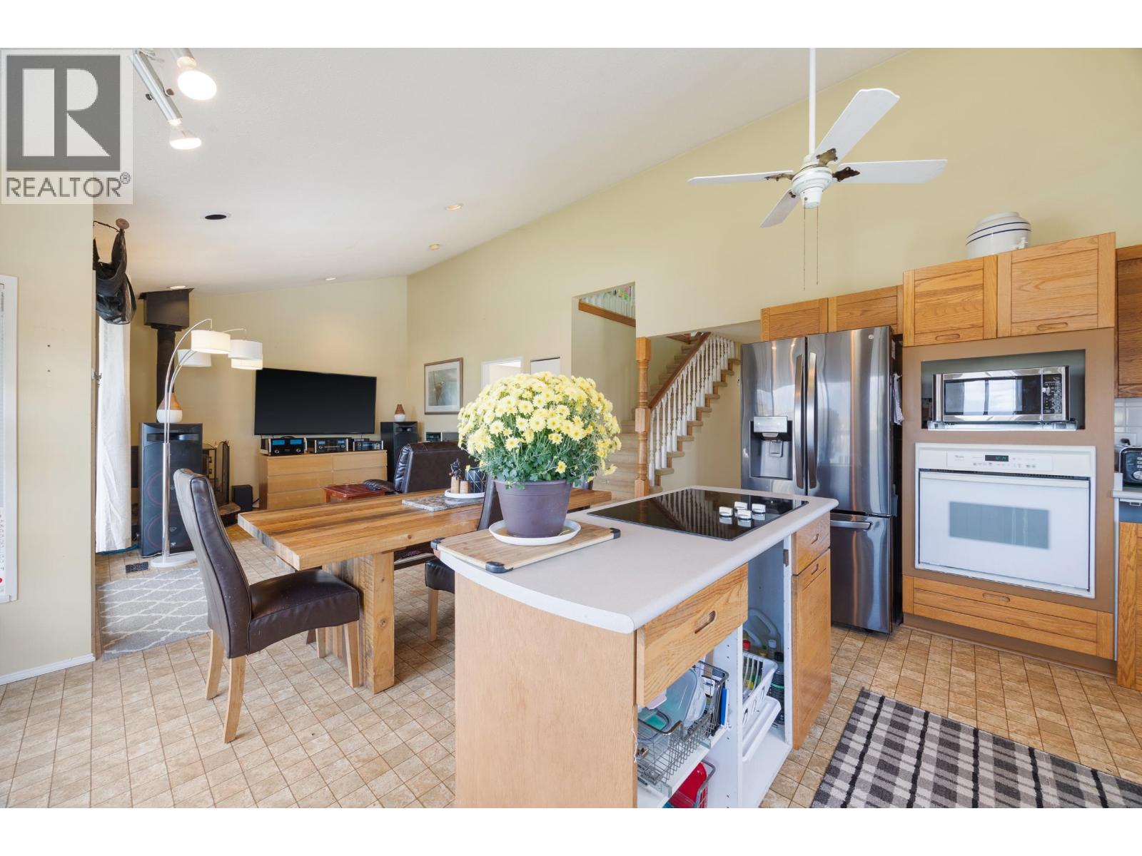 3325 Seaforth Drive, Vancouver — photo 14