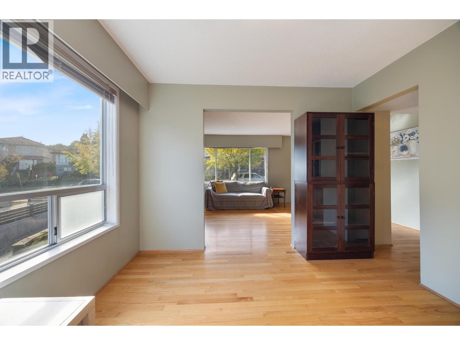 3325 Seaforth Drive, Vancouver — photo 16
