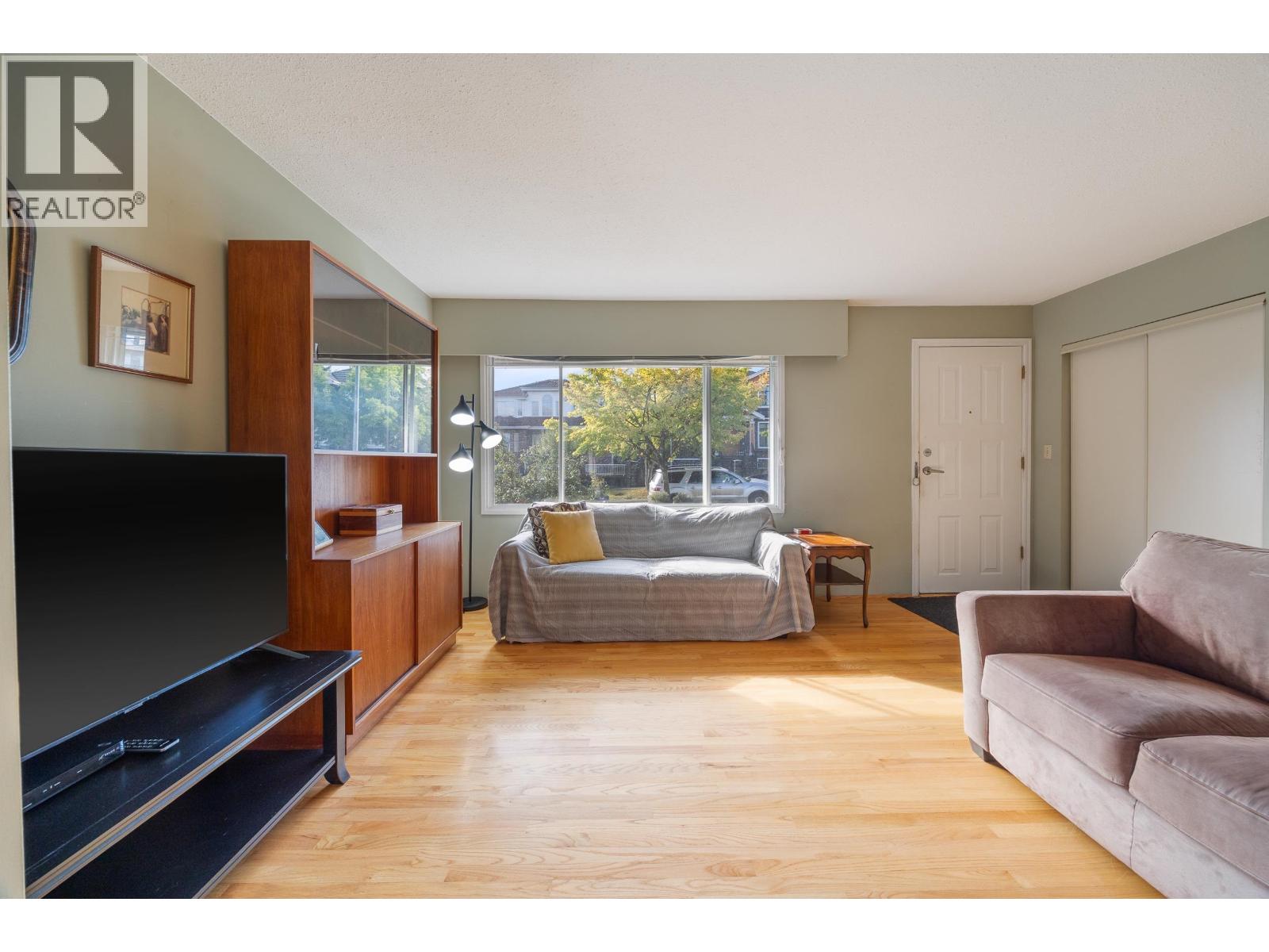 3325 Seaforth Drive, Vancouver — photo 3