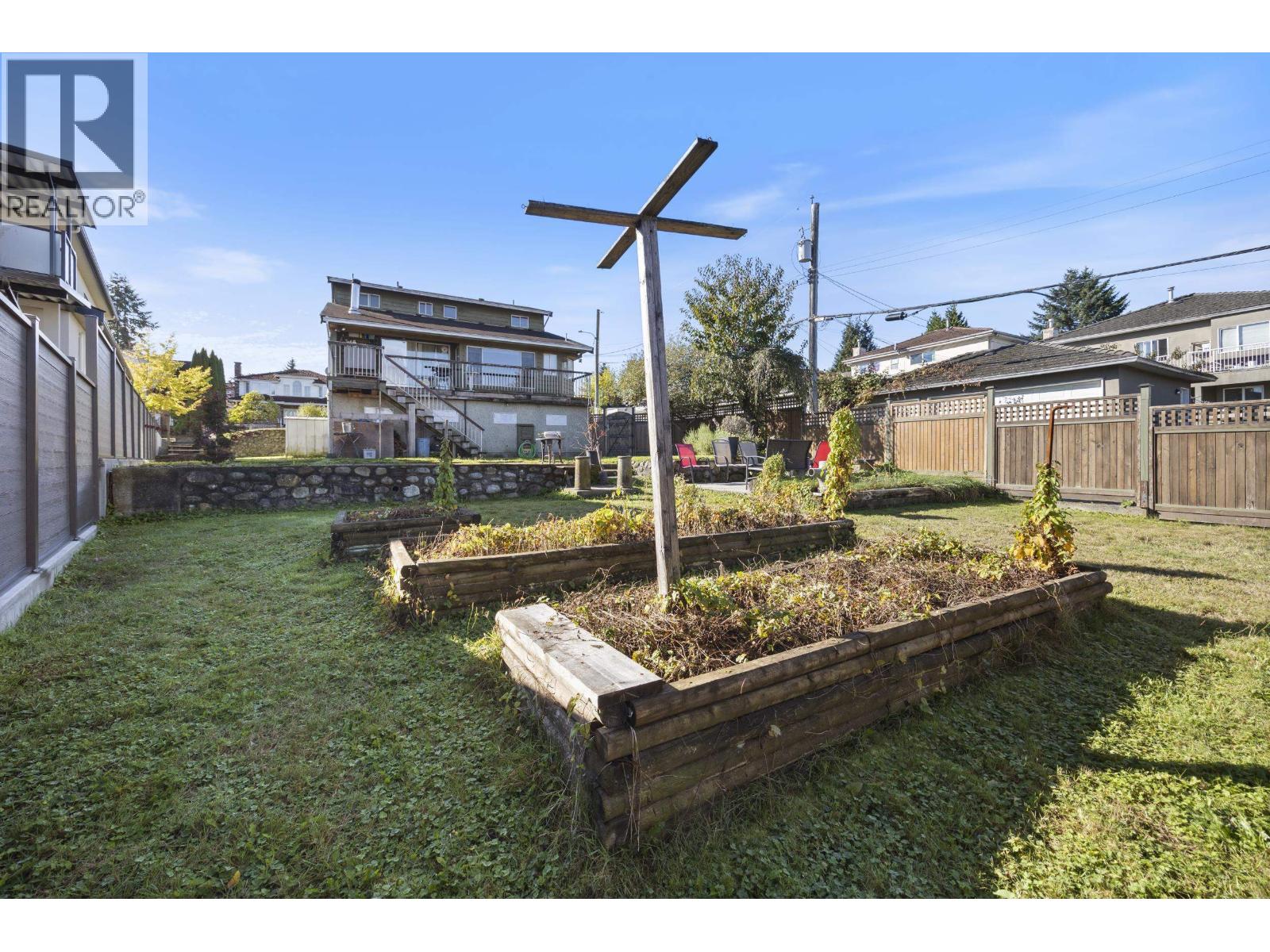 3325 Seaforth Drive, Vancouver — photo 38