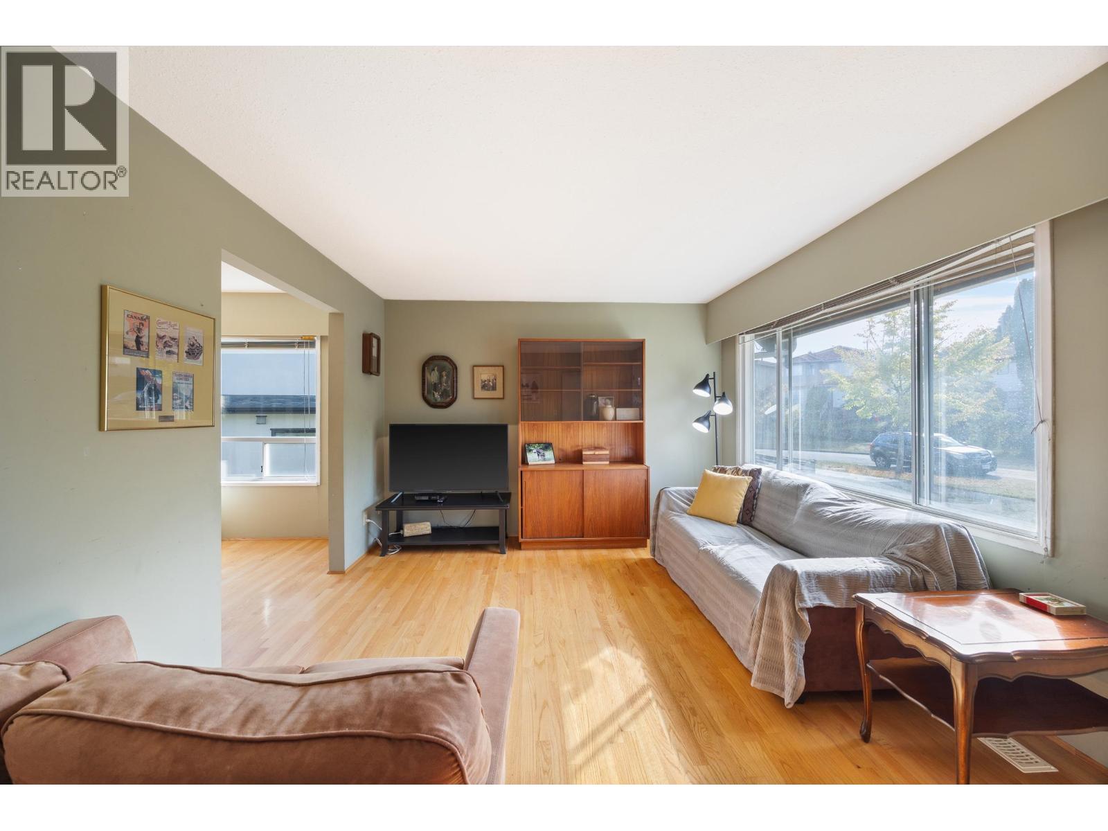 3325 Seaforth Drive, Vancouver — photo 4
