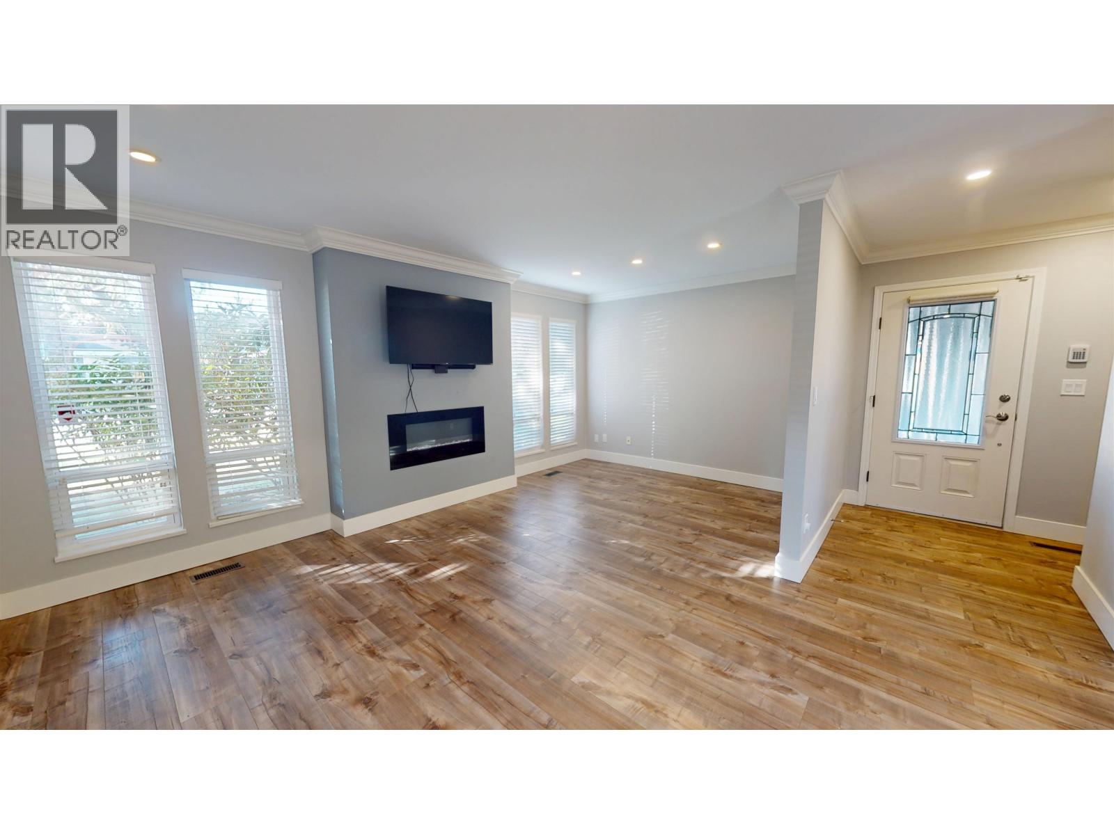 5645 51 Avenue, Delta