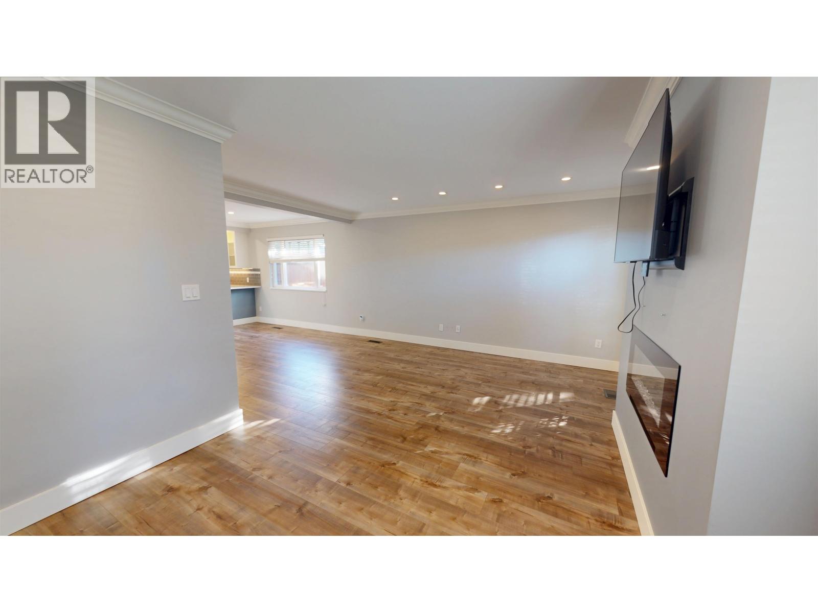 5645 51 Avenue, Delta