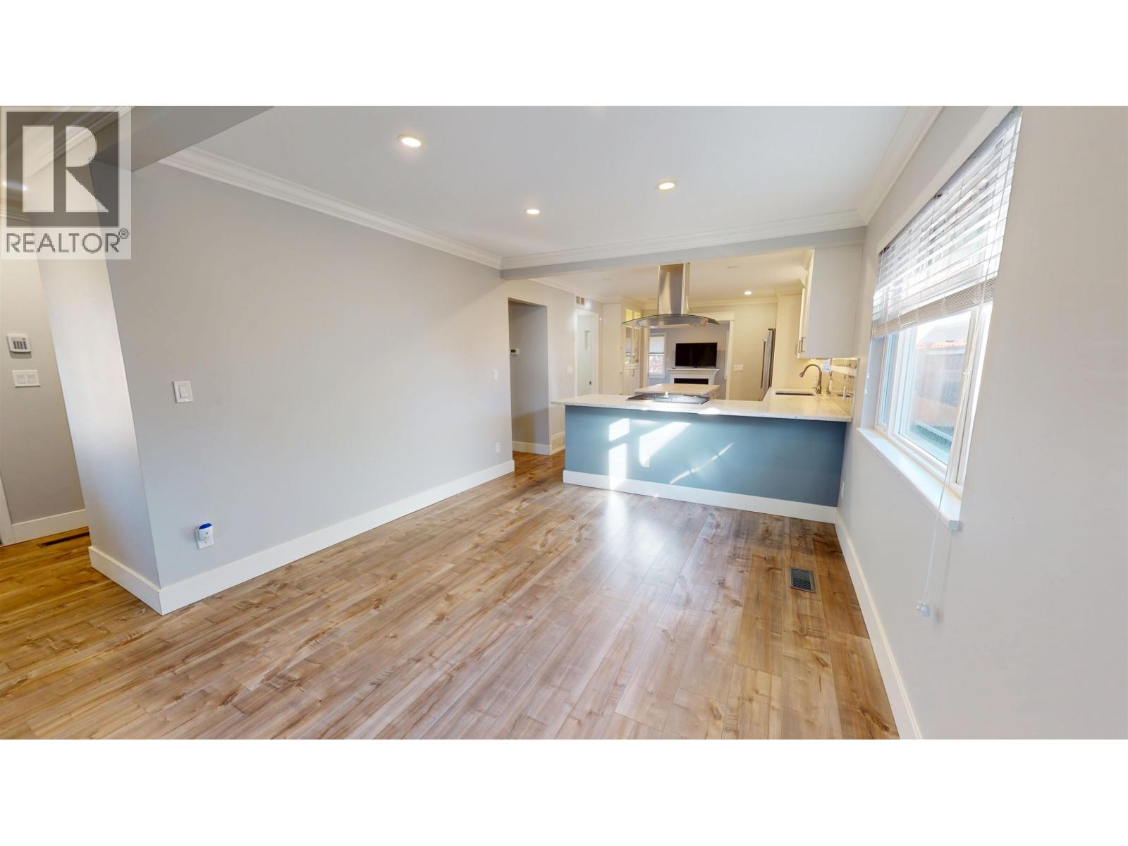 5645 51 Avenue, Delta