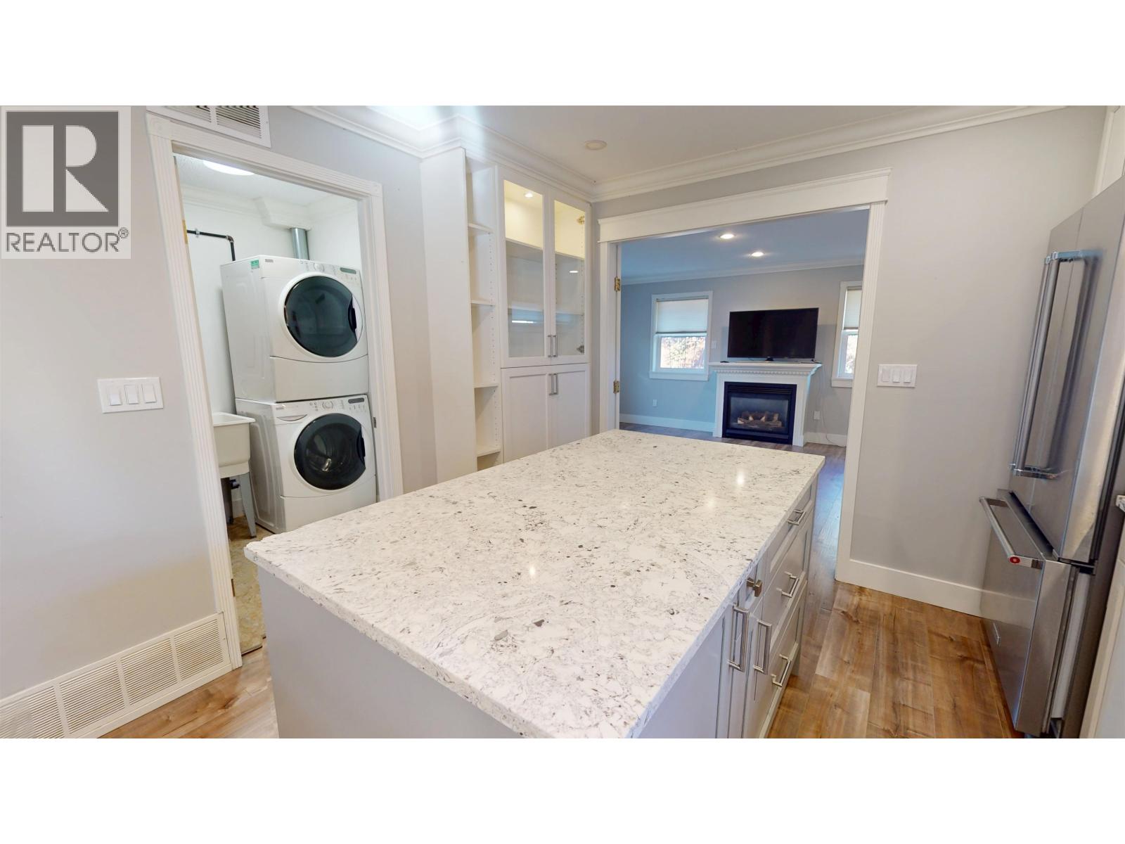 5645 51 Avenue, Delta