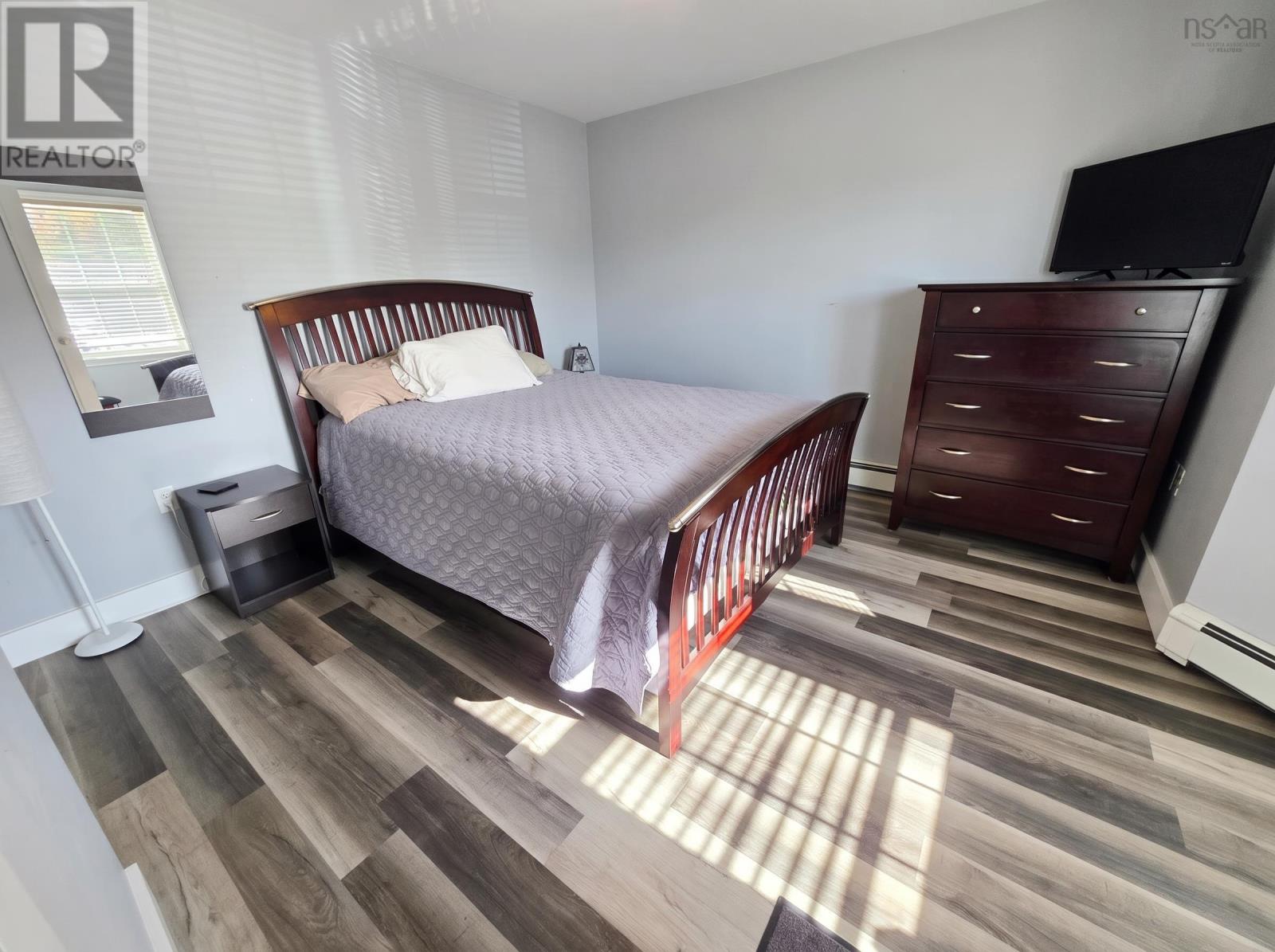 64 ROSSING Drive, photo 10