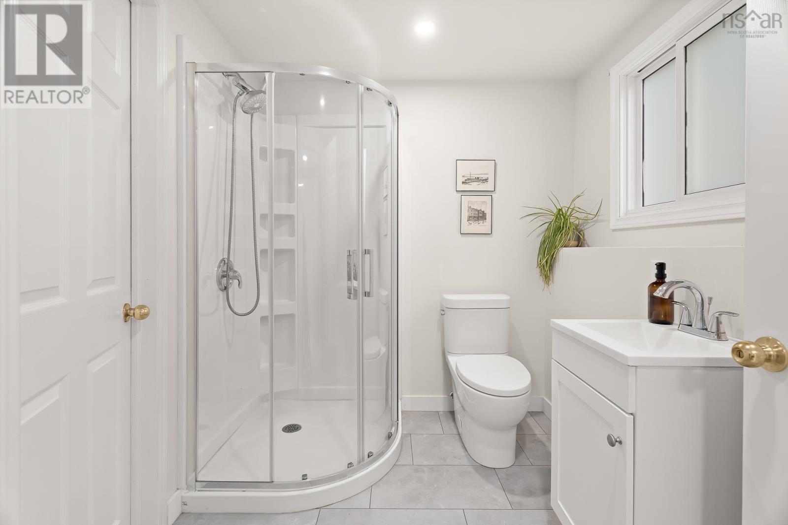 77 Fort York Passage, photo 36