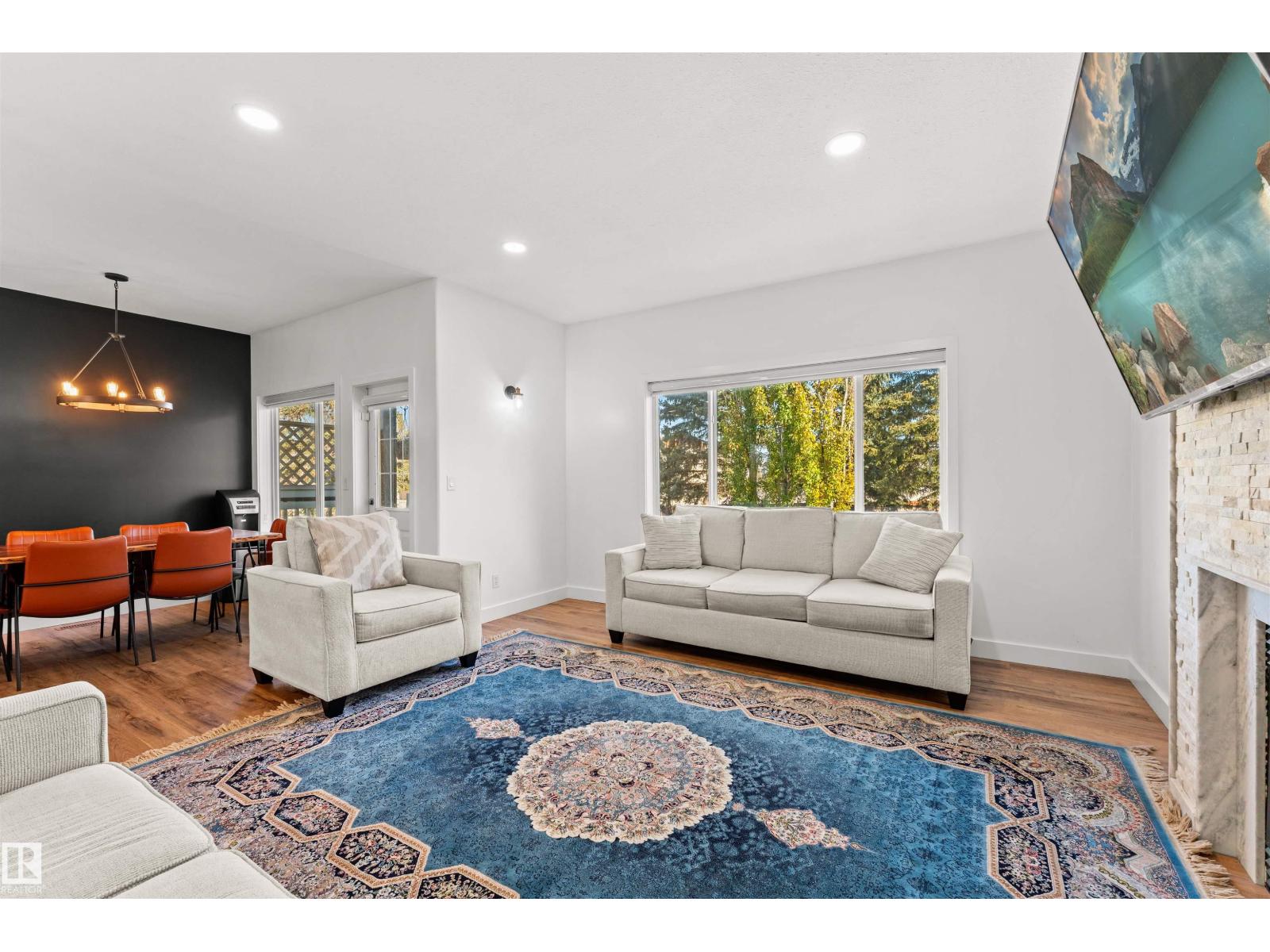 Property photograph 14 for MLS E4514304