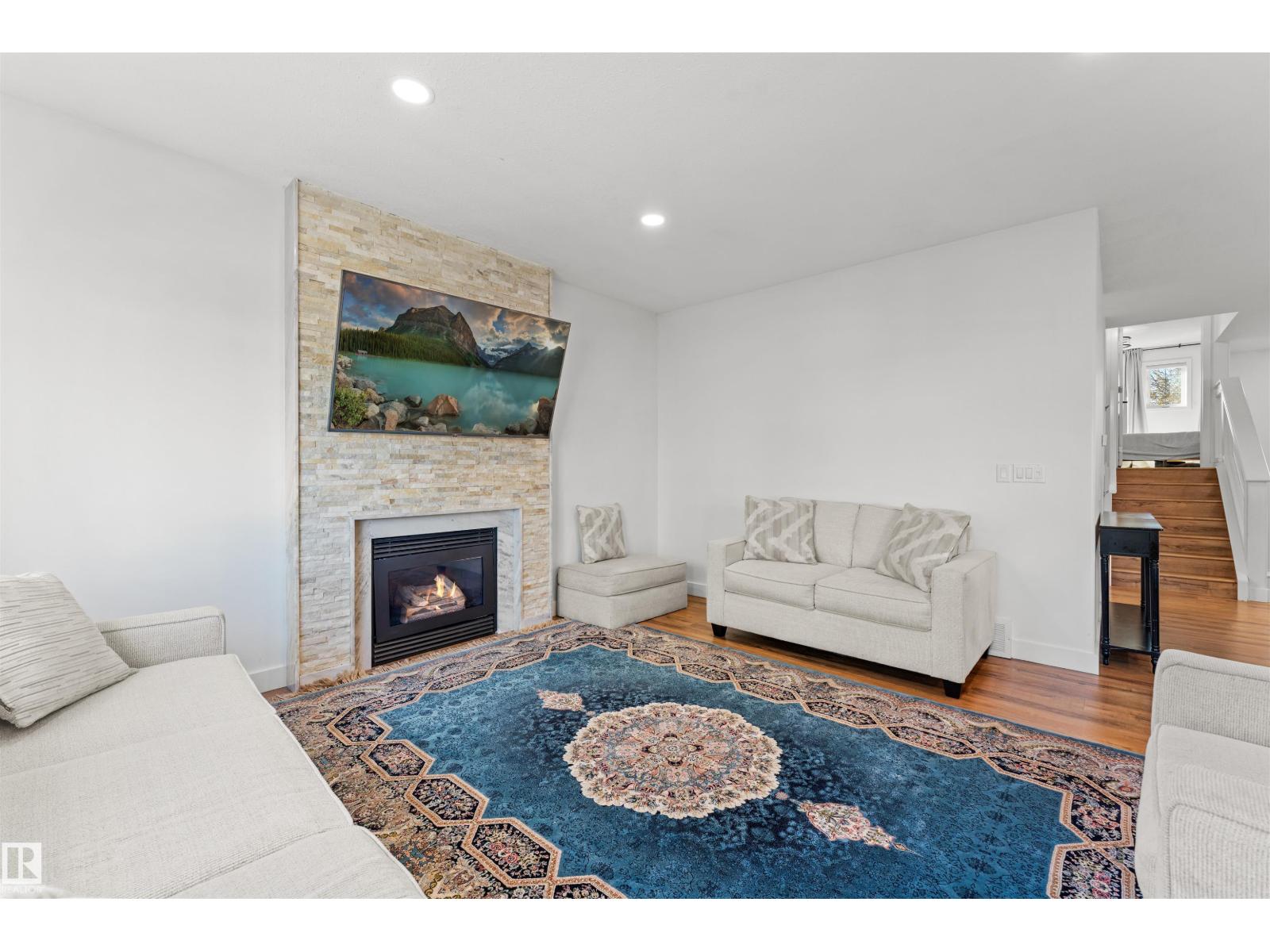 Property photograph 16 for MLS E4514304