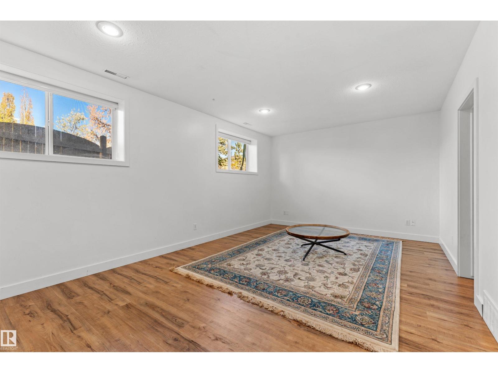 Property photograph 36 for MLS E4514304