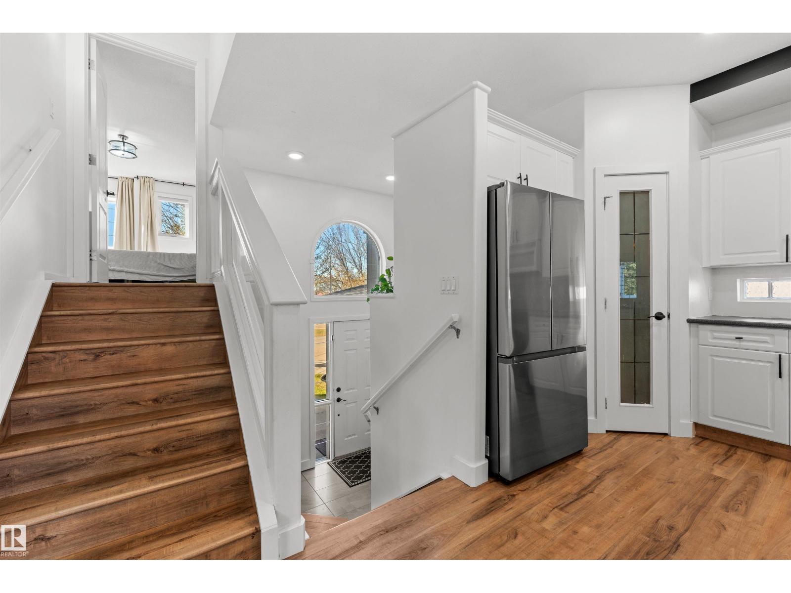 Property photograph 6 for MLS E4514304