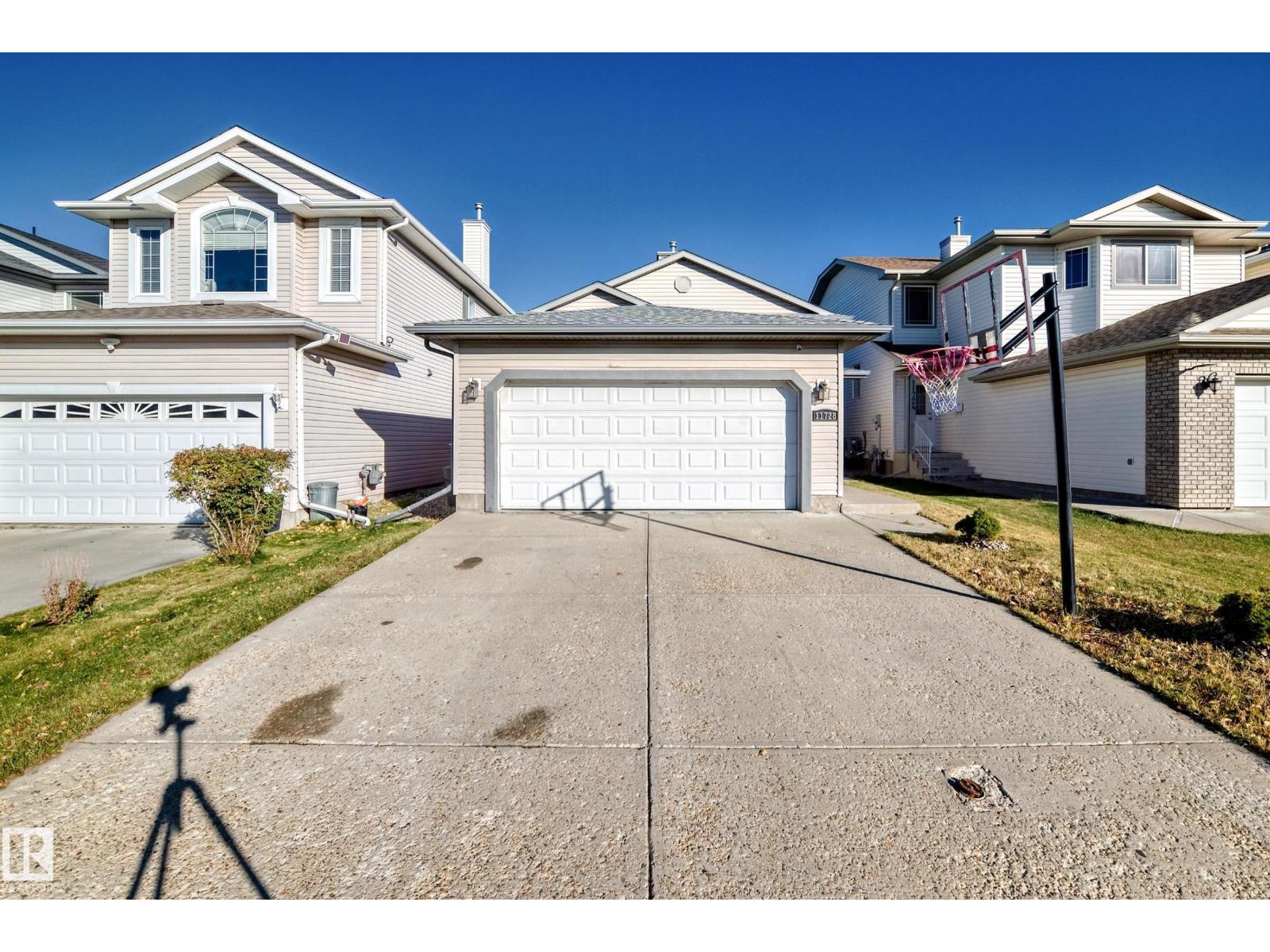 11728 169 Avenue NW, photo 46