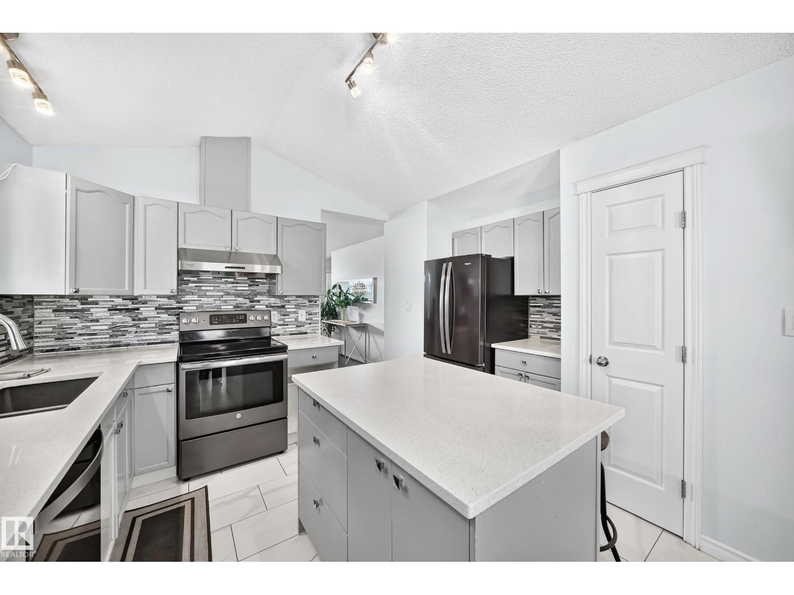 11728 169 AV NW, Edmonton — photo 8