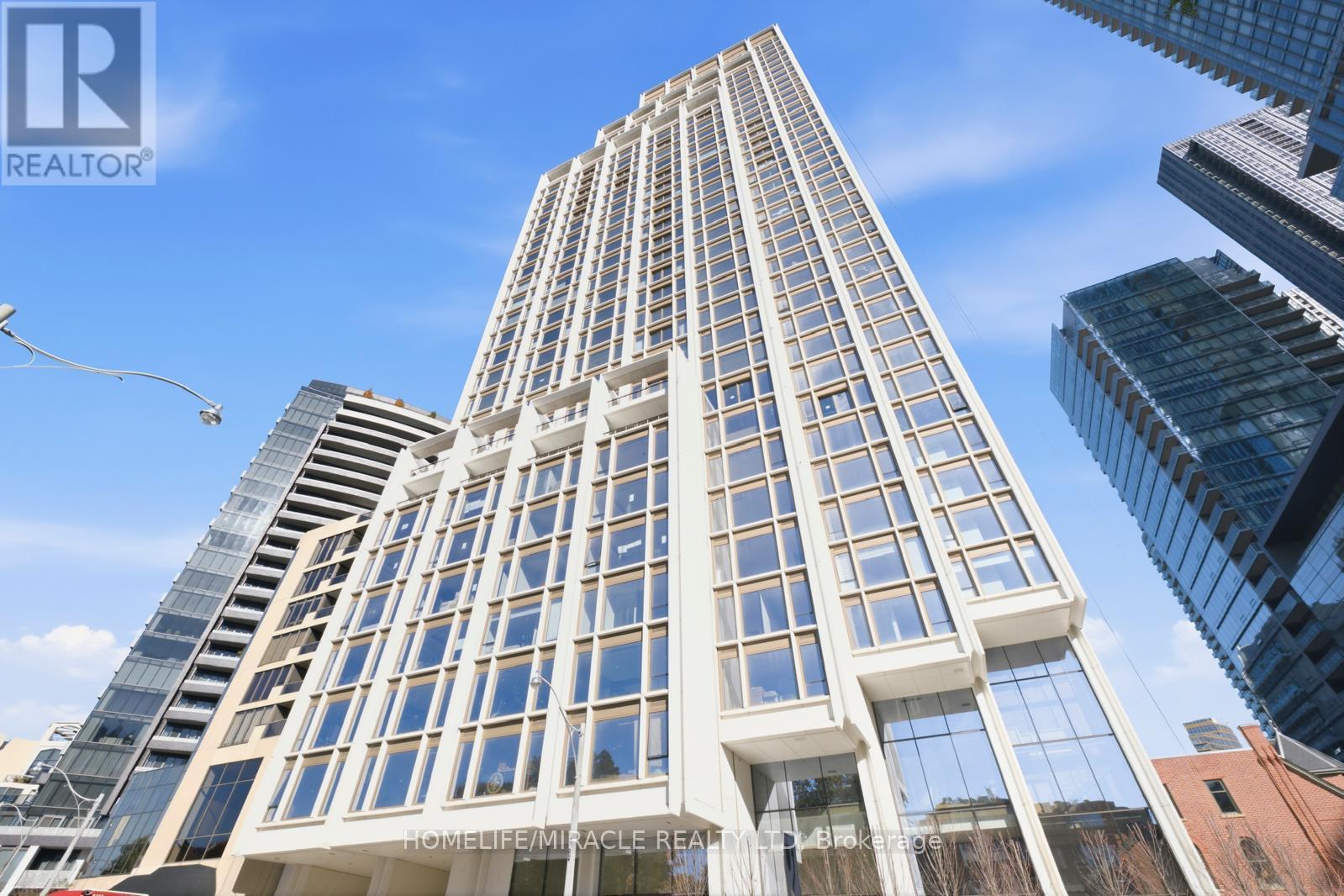 Photo of 1315 Bay Street
