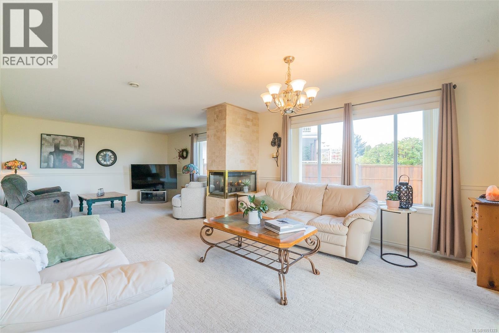 6257 Mystic Way - 4