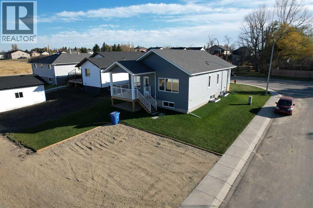 4814 55 Avenue, Bentley — photo 4