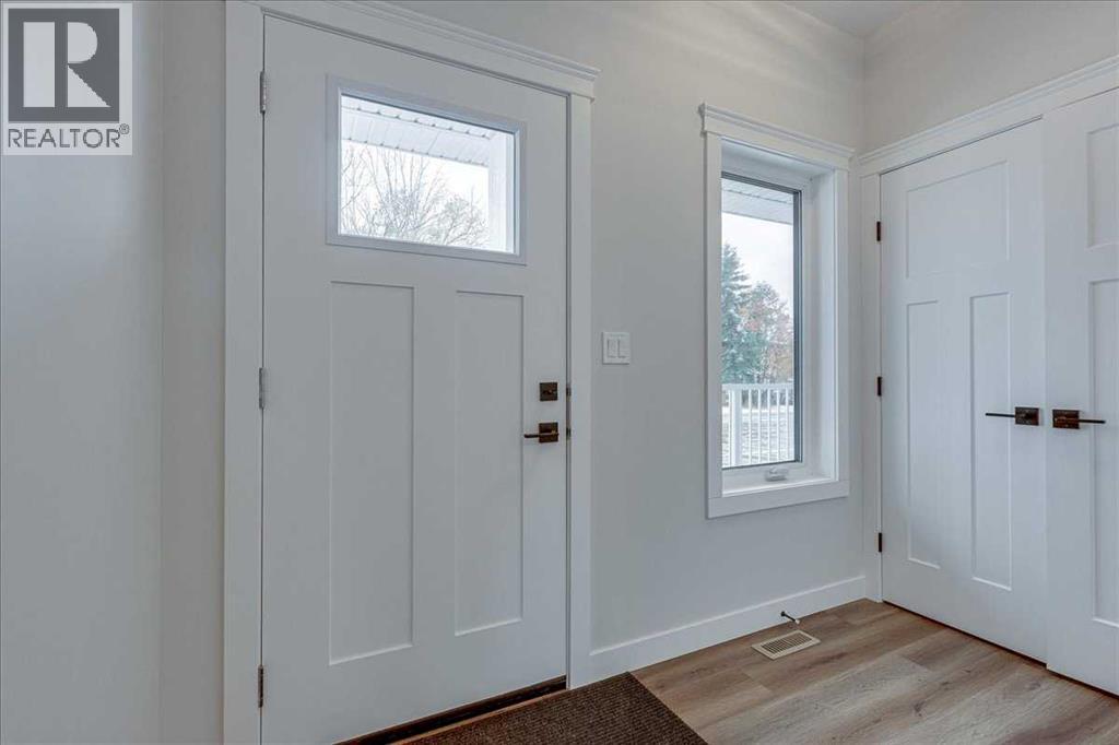 4814 55 Avenue, Bentley — photo 6