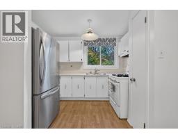 Dining room - 63 Fonthill Road Unit# 3, Hamilton, ON L9C6T1 Photo 9
