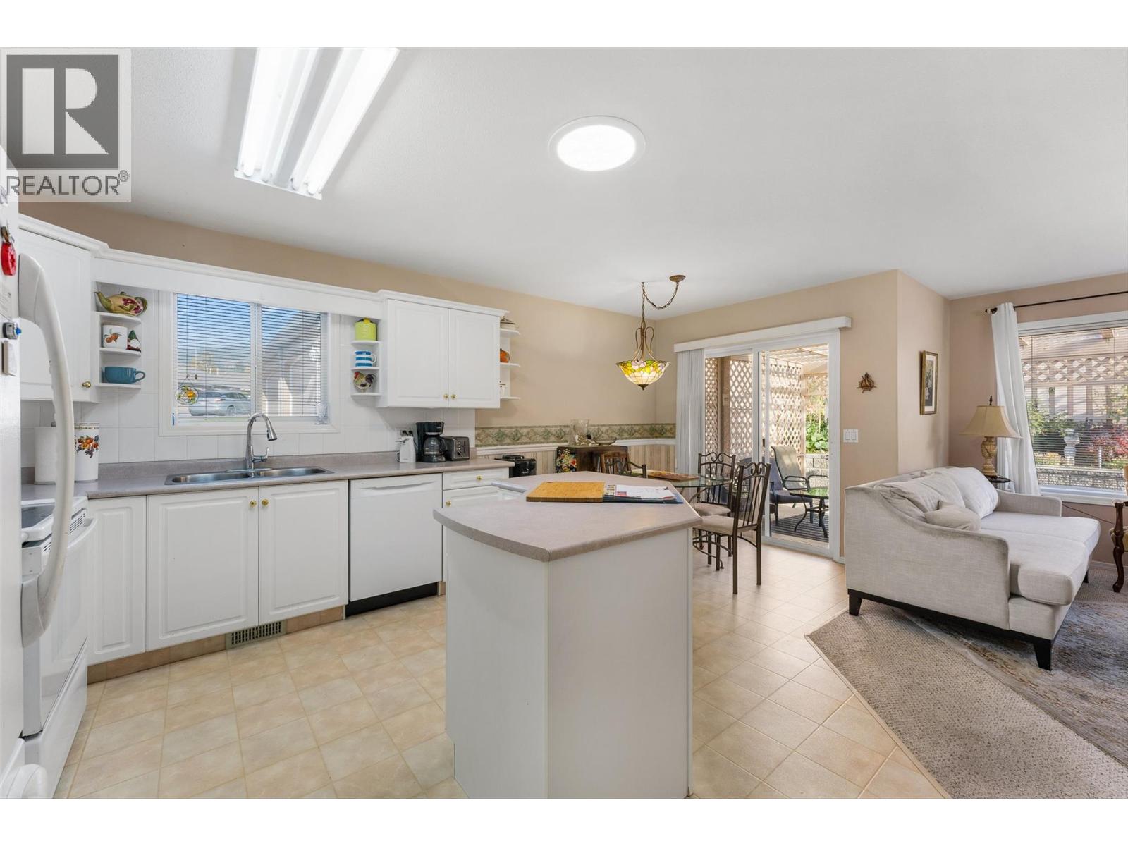 141 2250 Louie Drive, West Kelowna