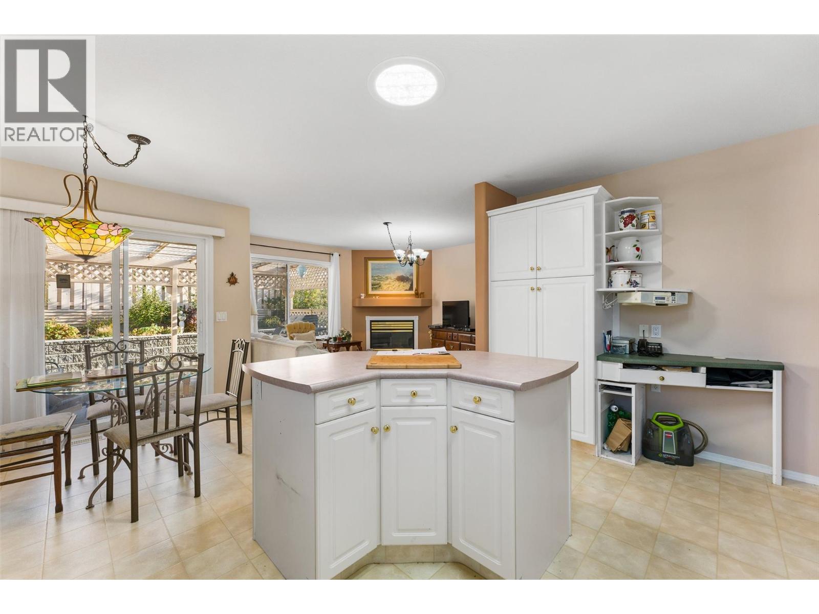 141 2250 Louie Drive, West Kelowna